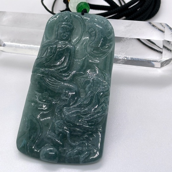GRADE A Burmese Jadeite Jade Dragon & Kwan Yin Bodhisattva Hand Carved Pendant - Picture 4 of 12